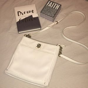 Tommy Hilfiger crossbody purse